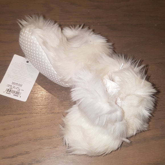 BNWT Restoration Hardware Baby Fur Hood & Booties - Picture 5 of 7